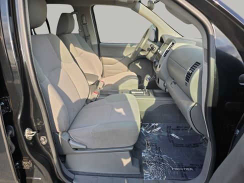 Used 2019 Nissan Frontier SV AWD/4WD image 28