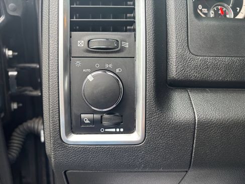 Used 2021 RAM 1500 Warlock AWD/4WD image 31