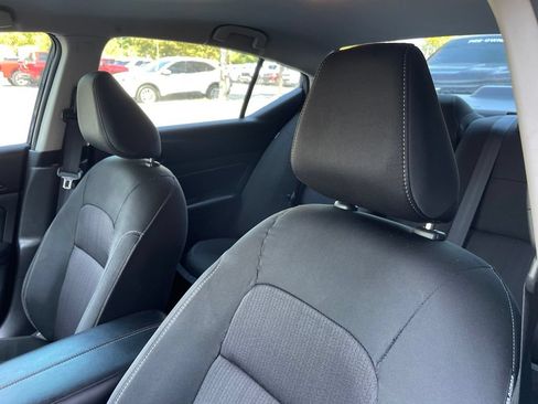 Used 2025 Nissan Sentra SV FWD image 23