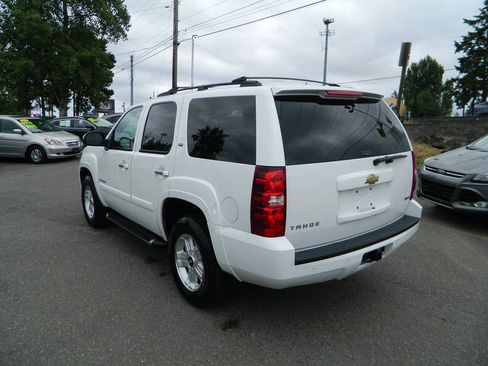 Used 2007 Chevrolet Tahoe LT w/ LT Preferred Equipment Group AWD/4WD image 6