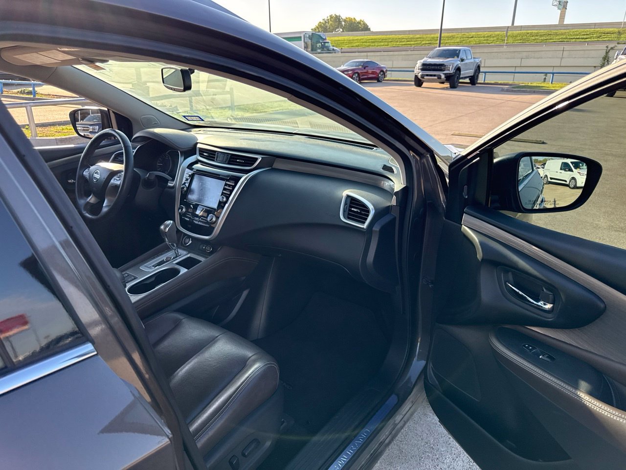 Used 2018 Nissan Murano SL FWD image 15