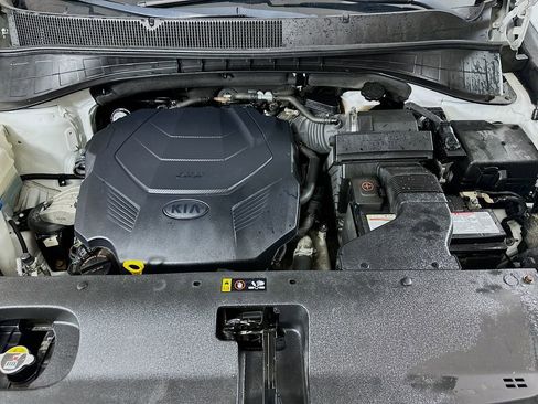Used 2019 Kia Sorento LX image 28