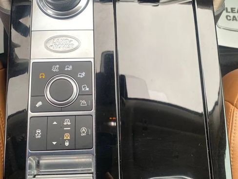 Used 2019 Land Rover Discovery HSE Luxury image 23