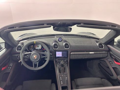 Certified 2025 Porsche 718 Boxster Spyder RS RWD image 13