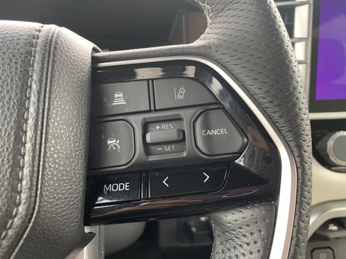 Used 2023 Toyota Sequoia Capstone image 20