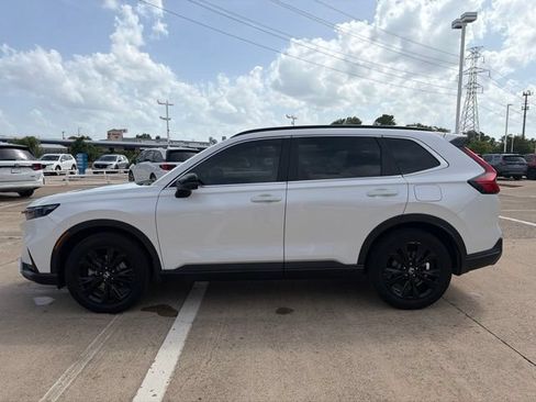 Used 2024 Honda CR-V Sport Touring image 3