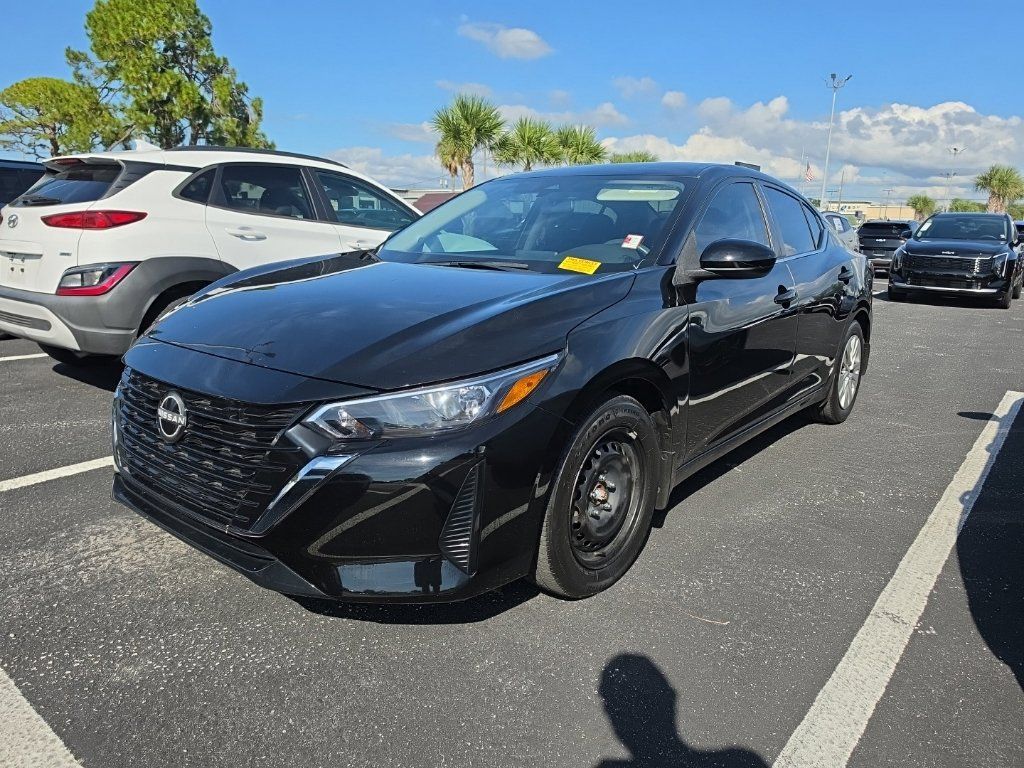 Used 2024 Nissan Sentra S FWD image 8
