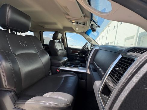 Used 2010 Dodge Ram 2500 Truck Laramie w/ Chrome Accents Group AWD/4WD image 18