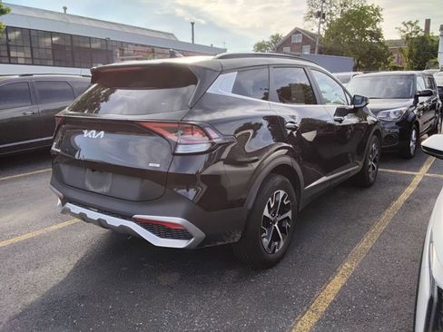 Used 2023 Kia Sportage EX w/ EX Premium Package AWD/4WD image 7