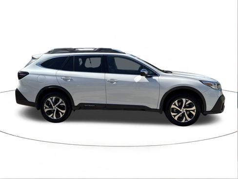 Used 2020 Subaru Outback Touring w/ Popular Package #2 image 2