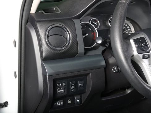 Used 2016 Toyota Tundra Platinum image 29