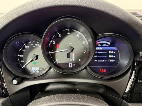 New 2025 Porsche Macan image 25