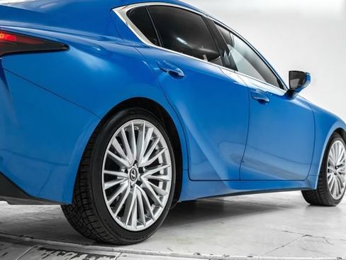 Used 2022 Lexus IS 300 w/ Premium Package RWD image 11