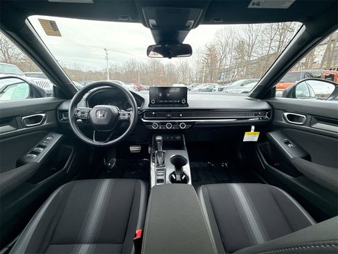 Used 2025 Honda Civic Sport image 21