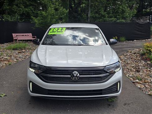 Used 2023 Volkswagen Jetta Sport FWD image 8