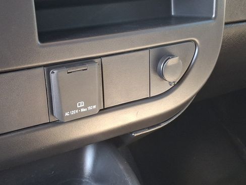 Used 2024 GMC Savana 3500 Extended RWD image 25