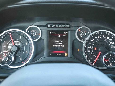 New 2026 RAM 2500 Big Horn AWD/4WD image 36