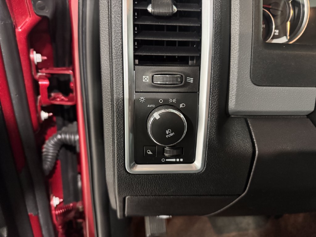 Used 2014 RAM 1500 Big Horn AWD/4WD image 35