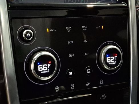 Certified 2023 Land Rover Discovery Sport S R-Dynamic AWD/4WD image 15