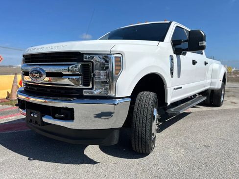 Used 2019 Ford F350 XL w/ STX Appearance Package AWD/4WD image 9