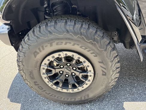 Used 2024 Ford Bronco Raptor AWD/4WD image 11