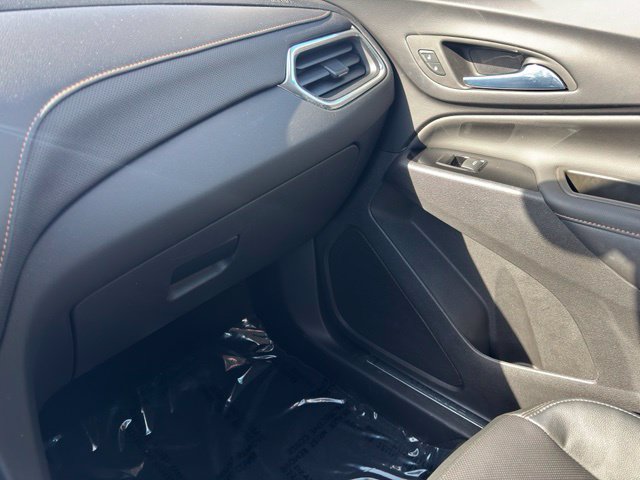 Used 2024 Chevrolet Equinox Premier AWD/4WD image 25