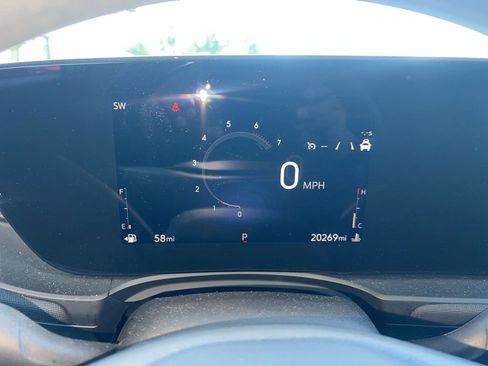 Used 2025 Buick Envista Preferred FWD image 14