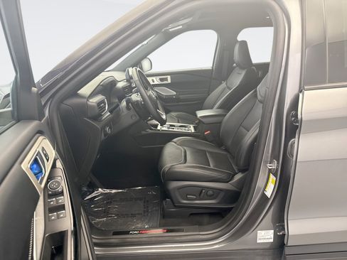 Used 2023 Ford Explorer ST w/ Equipment Group 401A AWD/4WD image 10