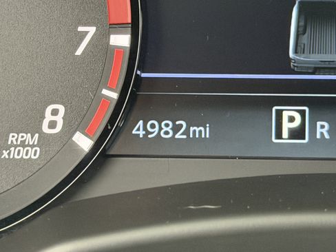 Used 2025 Nissan Frontier PRO-4X w/ Pro Convenience Package image 13