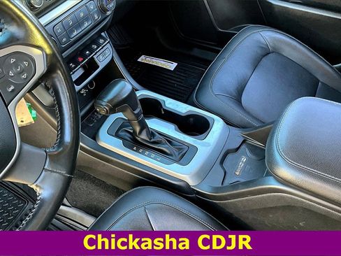 Used 2018 Chevrolet Colorado ZR2 w/ ZR2 Midnight Special Edition image 17