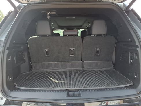 Used 2024 Chevrolet Traverse RS w/ LPO, Floor Liner Package AWD/4WD image 8