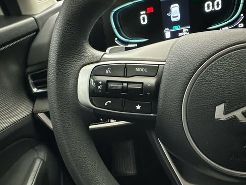 Used 2023 Kia Sportage LX AWD/4WD image 24