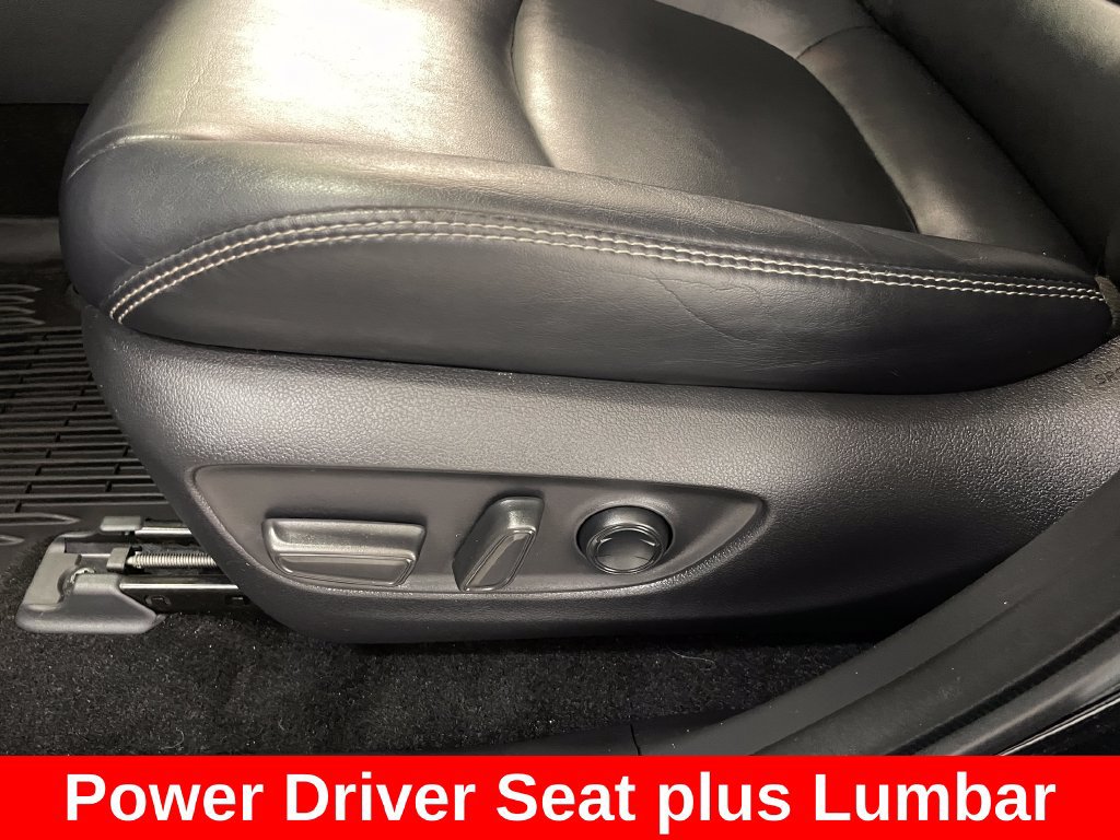 Used 2019 Toyota RAV4 Limited w/ Carpet Mat Package AWD/4WD image 10