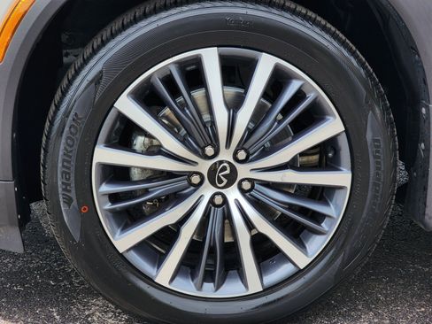 Certified 2023 INFINITI QX60 Sensory w/ Cargo Package AWD/4WD image 8