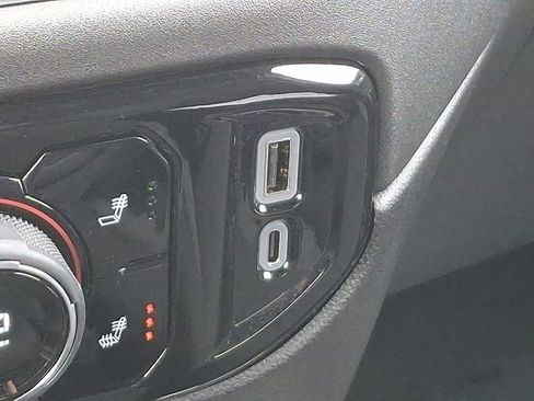 Certified 2026 Chevrolet Silverado 1500 LT AWD/4WD image 26