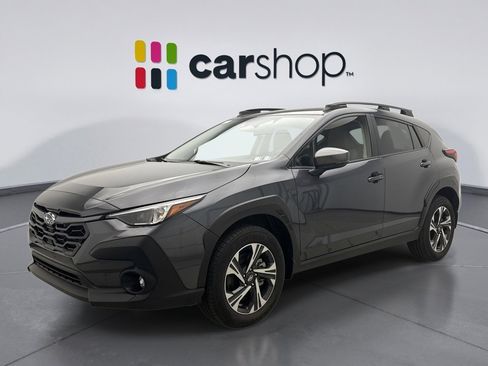 Used 2025 Subaru Crosstrek 2.0i Premium image 1