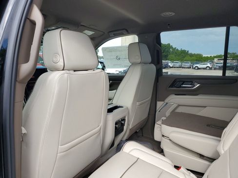 New 2026 GMC Yukon Denali RWD image 10