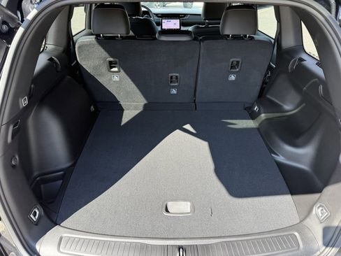 New 2025 Jeep Grand Cherokee Limited w/ Black Appearance Package image 13