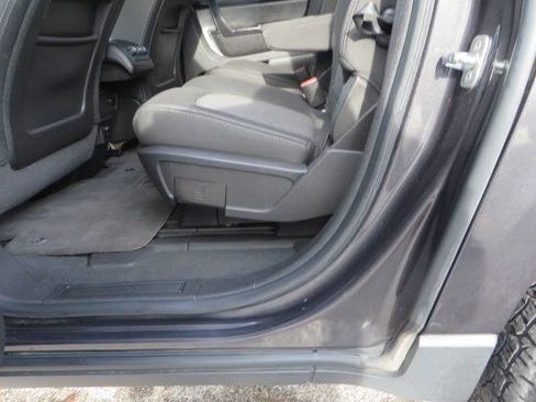 Used 2016 Chevrolet Traverse LT w/ Style and Technology Package image 13