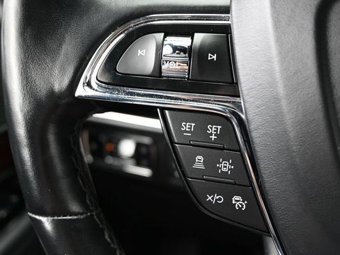 Used 2024 Lincoln Navigator Premiere AWD/4WD image 27