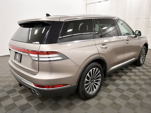 Used 2021 Lincoln Aviator Reserve w/ Equipment Group 201A image 8