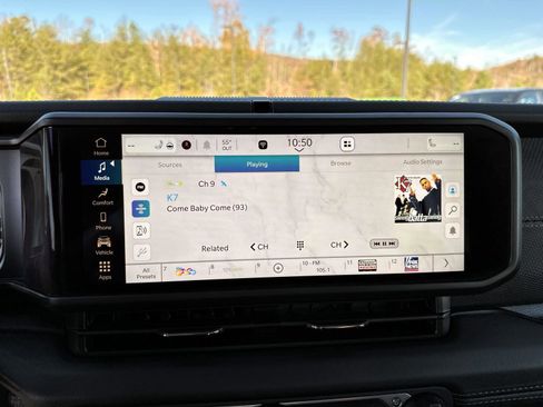 Certified 2024 Jeep Gladiator Mojave w/ Dual Top Group image 23