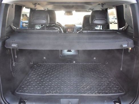 Used 2017 Jeep Renegade Limited image 35