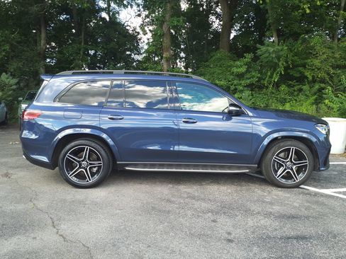 Certified 2024 Mercedes-Benz GLS 450 4MATIC image 8