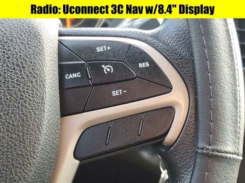 Certified 2018 Jeep Cherokee Latitude image 12