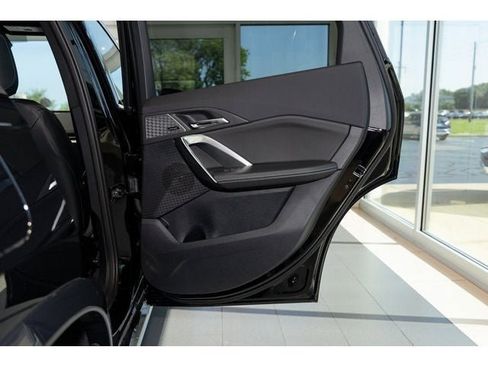 Used 2025 BMW X1 xDrive28i w/ Premium Package image 74