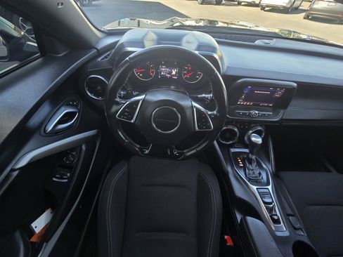 Used 2023 Chevrolet Camaro LT RWD image 7