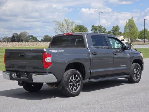 Used 2015 Toyota Tundra SR5 w/ TRD Off Road Package image 7