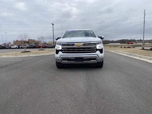 Used 2023 Chevrolet Silverado 1500 LTZ image 8