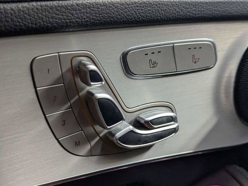 Used 2023 Mercedes-Benz GLC 300 4MATIC Coupe image 17